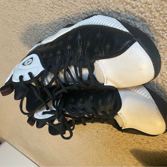 9.5 Authentic leather Jordan Jumpman team 2 - Picture 2 of 3